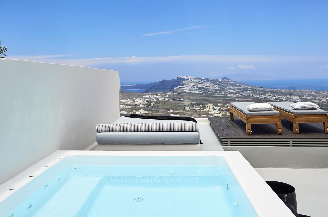 White&Co. La Torre Suites Pýrgos Esterno foto
