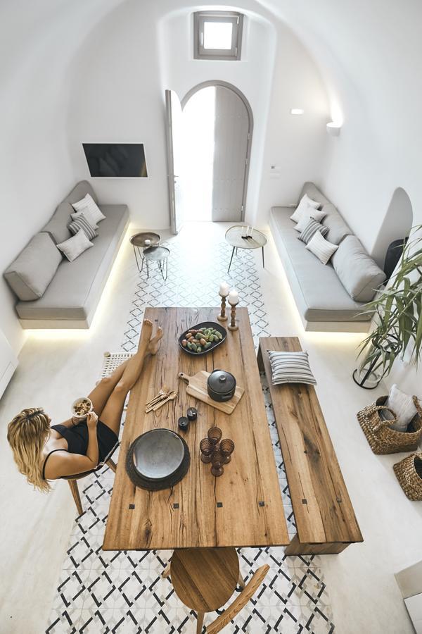 White&Co. La Torre Suites Pýrgos Esterno foto