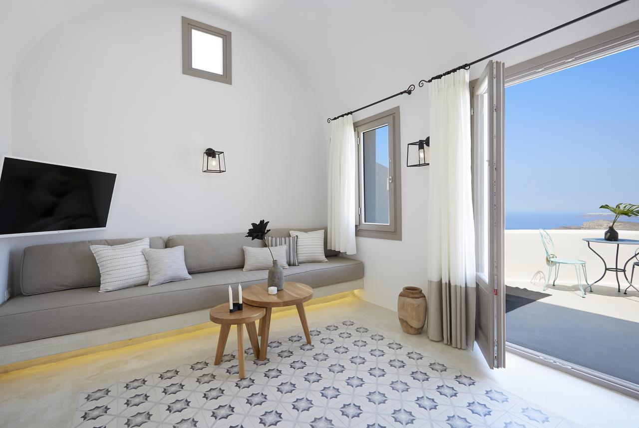 White&Co. La Torre Suites Pýrgos Esterno foto